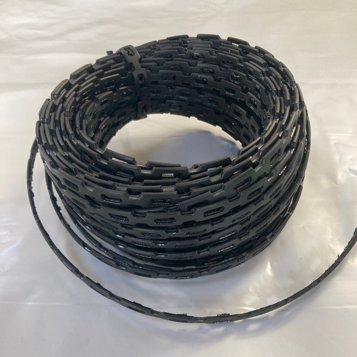 Chainlock Tree Tie